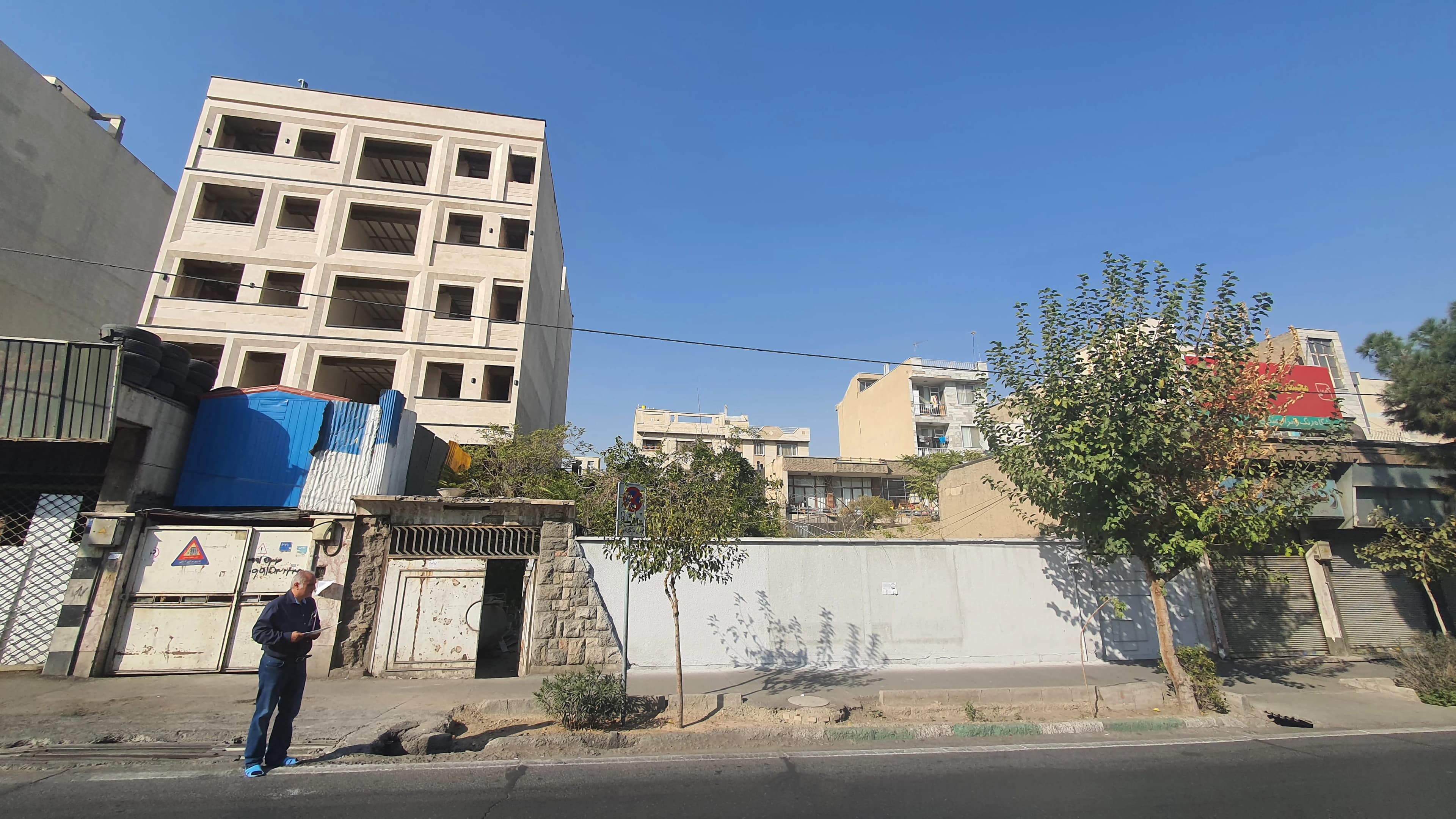 Sarsabz Residence — site 1