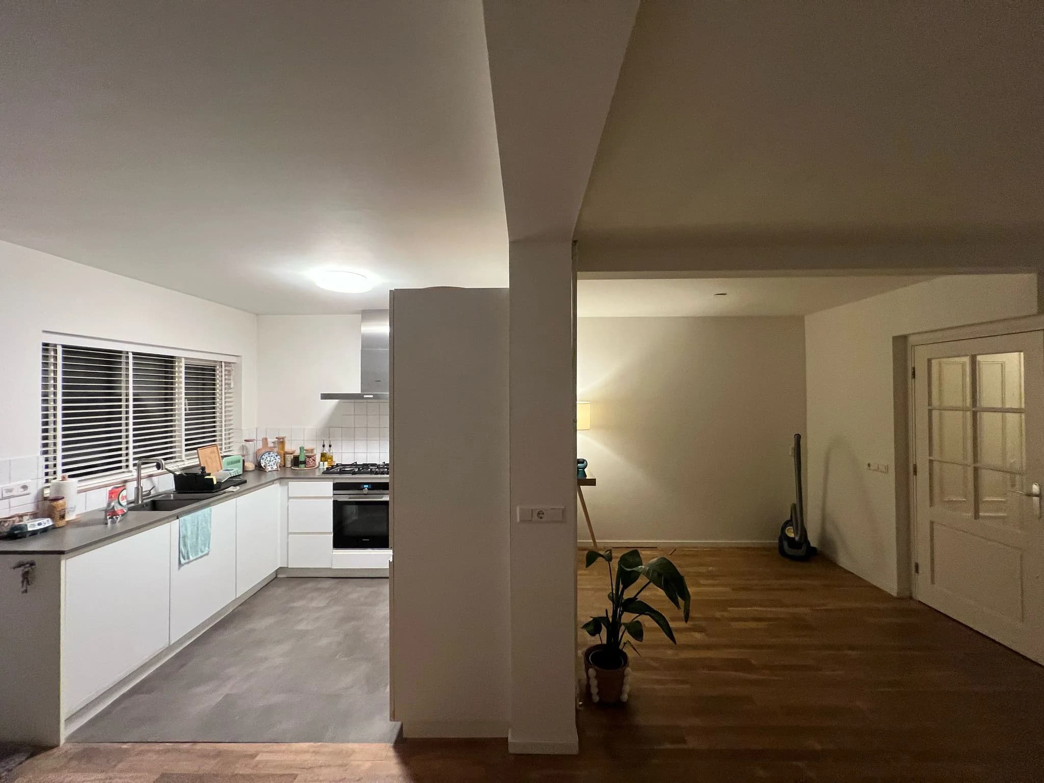 Mrs Derakhshan Apartment — site 2